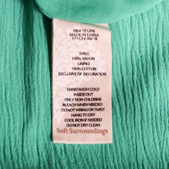 NEW Soft Surroundings Destin Crinkle Pullover Cold Shoulder Tunic Dress Green SP - Picture 9 of 9